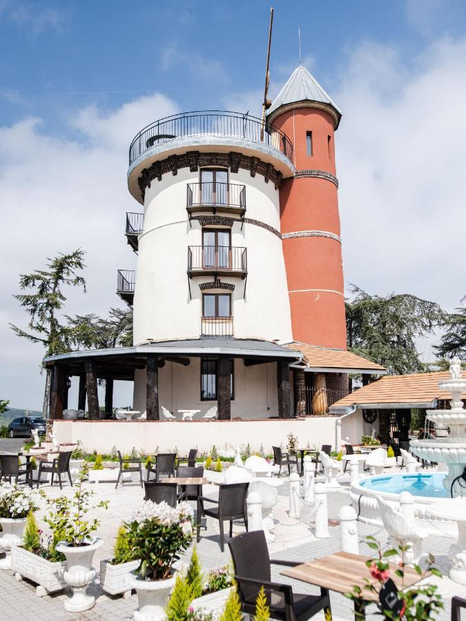 Le Moulin D'Orgemont, Hebergements & Restaurants Аржантей Екстер'єр фото